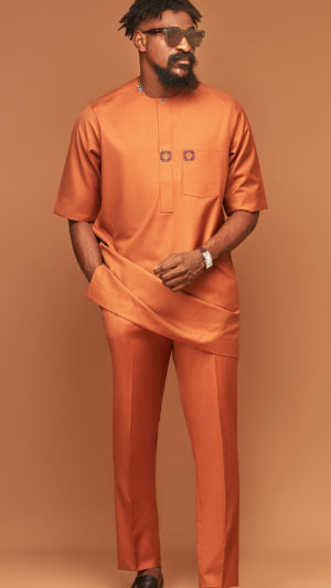 Orange double oldwyn emblem kaftan.